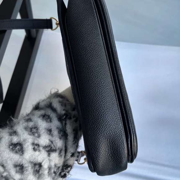 Authentic Pre-Owned Louis Vuitton Pochette Métis Black - Picture 4 of 16